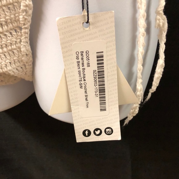 NWT Boohoo Crochet Bikini Shell - Picture 5 of 7